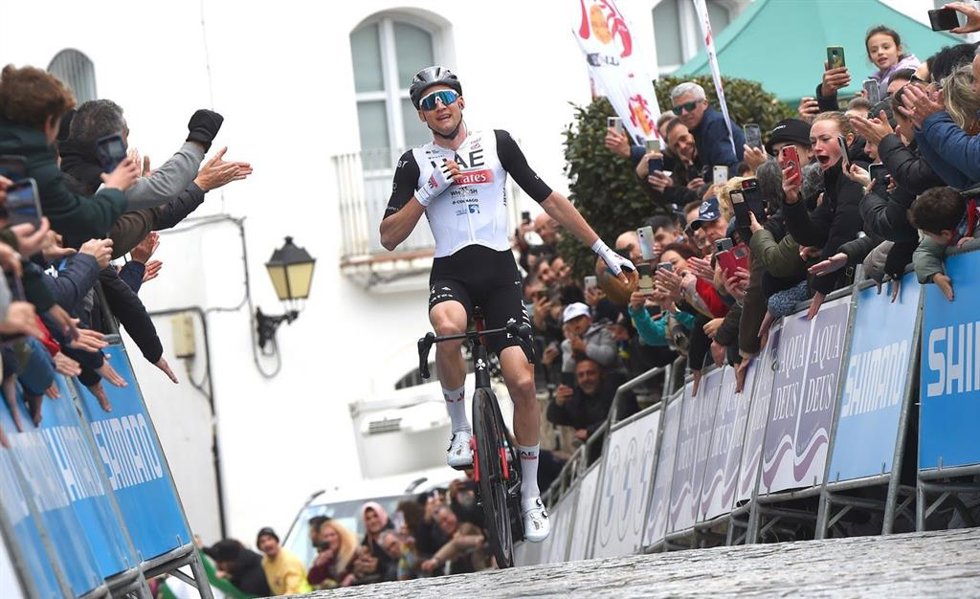 El ciclista belga Tim Wellens (UAE Emirates) se impone en la tercera etapa de la 69 Vuelta a Andalucía, disputada sobre 160,4 kilómetros entre Alcalá de Guadaira (Sevilla) y Alcalá de los Gazules (Cádiz)