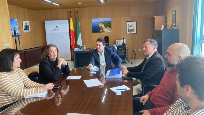 La Junta de Andalucía estudia con Airbus y sindicatos programas formativos específicos para fomentar el empleo del sector en la provincia de Cádiz