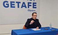 El candidato del PP en Getafe tilda de "patochada" los bautizos civiles y afea nombres de "asesinos" en el callejero