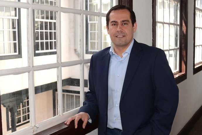 Archivo - El doctor Pedro López será el pregonero de la Semana Santa de La Laguna