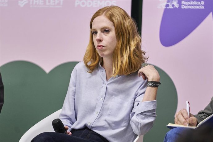Archivo - La secretaria de Organización de Unidas Podemos, Lilith Verstrynge, durante la celebración de la 'Uni de otoño' en la Facultad de Ciencias Políticas de la Universidad Complutense de Madrid, a 5 de noviembre de 2022, en Madrid (España). 