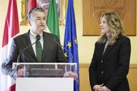 Sanz señala que el alza de recaudación por el IRPF deriva de que tras bajar impuestos "hay 400.000 contribuyentes más"