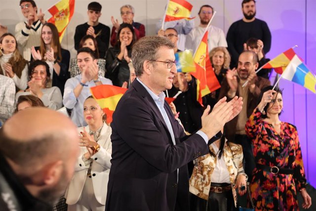 El  presidente del Partido Popular, Alberto Núñez Feijóo, interviene en el acto de presentación de la candidatura de Jimena Delgado a la alcaldía, a 18 de febrero de 2023, en Las Palmas de Gran Canaria, Gran Canaria, Las Palmas, Canarias (España).