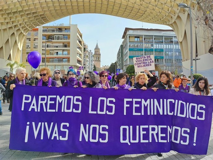 El movimiento feministra de Sevilla sale a las calles para avisa de un "repunte" del machismo