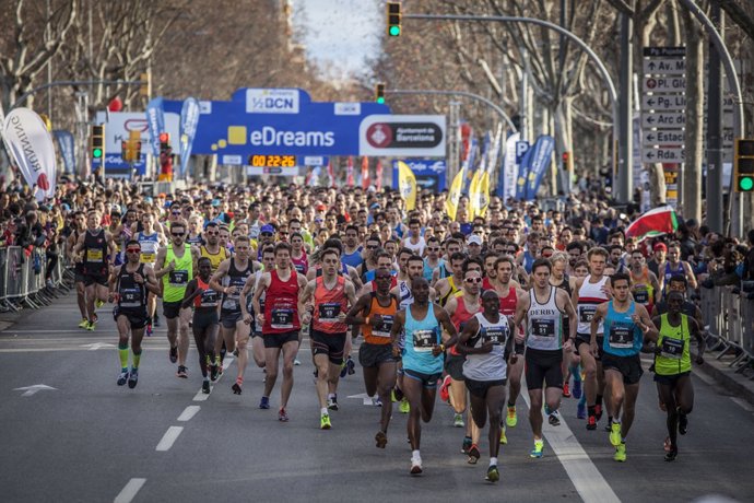 Archivo - EDreams Mitja Marató de Barcelona de 2016.