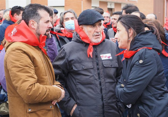 Archivo - El secretario general del PSOE de Castilla y León, Luis Tudanca; el expresidente de la Junta de Castilla y León , Demetrio Madrid en Villlalar con Luis Tudanca y Ana Sánchez