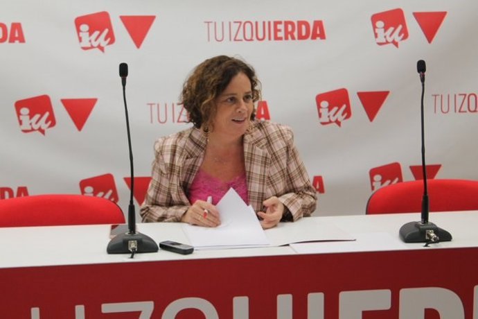 Archivo - La diputada de IU, Henar Moreno