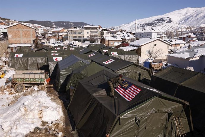 Un hospital de campaña de Malasia instalado en Turquía para atender a los supervivientes de los terremotos