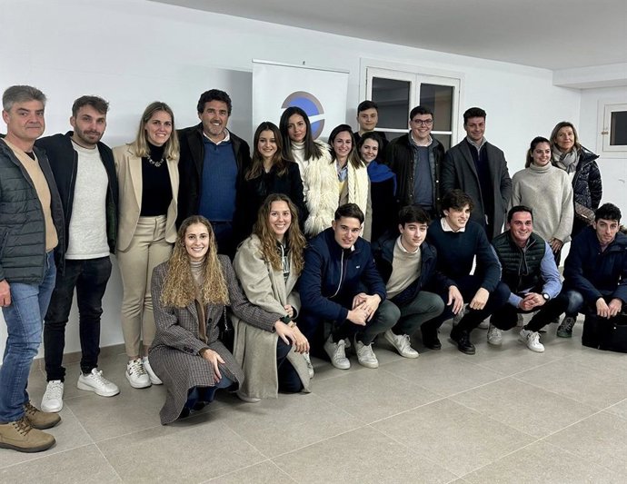 El PP de Calvi recupera su organización juvenil NNGG una década después.