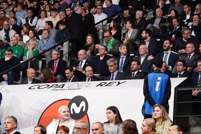 El alcalde de Málga en la final de la Copa del Rey de Baloncesto