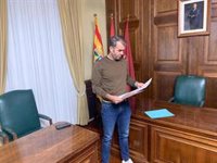 La alcaldesa de Teruel cesa al concejal de Cs detenido por presunto abuso sexual y le pide que deje el acta
