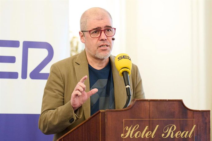 El secretario general de Comisiones Obreras (CCOO), Unai Sordo, interviene en la ponencia 'Políticas laborales en un contexto de crisis continuadas', en el Foro SER Cantabria