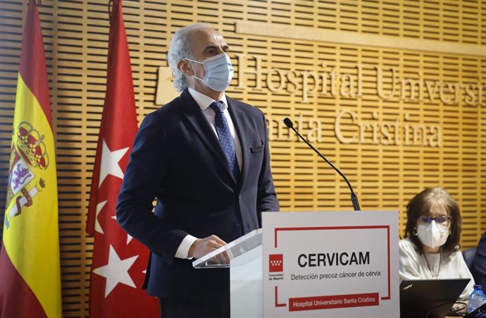 Enrique Ruiz Escudero, consejero madrileño de Sanidad