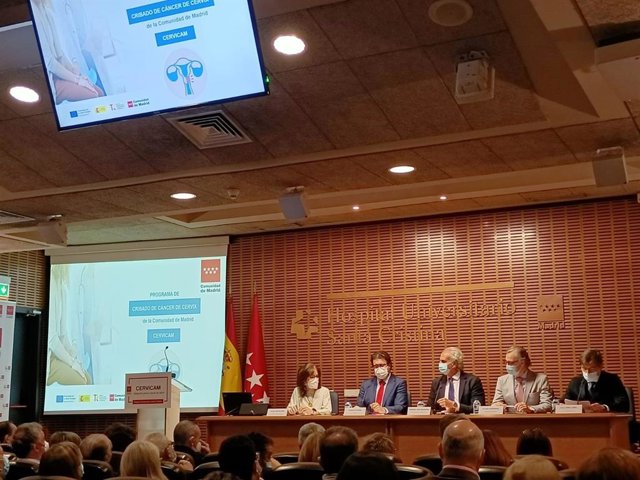 El Programa de Detección Precoz de Cáncer de Cérvix se incorpora en abril a la sanidad pública