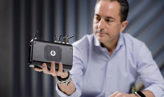 Vodafone presenta un prototipo de red privada 5G portátil construida sobre un microordenador