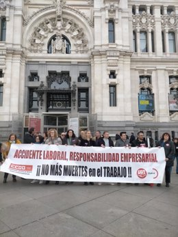 Concentración contra la siniestralidad laboral en la Comunidad de Madrid.
