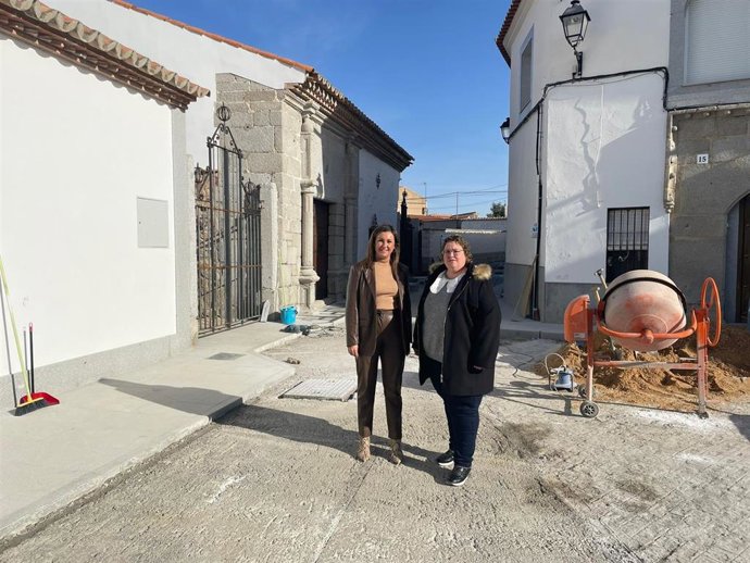 López y Alamillo en la visita a obras del PFEA que se ejecutan en Torrecampo.