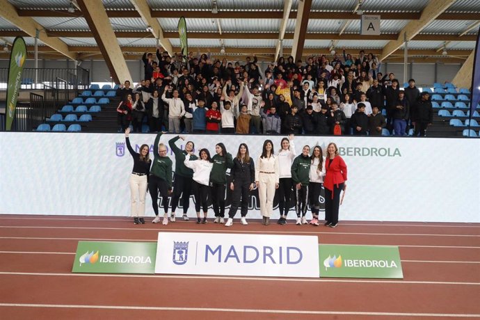 La IV edición de la iniciativa 'Poderosas' arranca con más de un 18 por ciento de inscritas en los Juegos Deportivos Municipales.