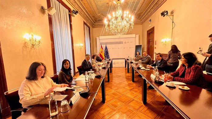 El consejero Enrique López en la reunión con el ministro del Interior, Fernando Grande-Marlaska, en la que ha participado también el alcalde de Madrid