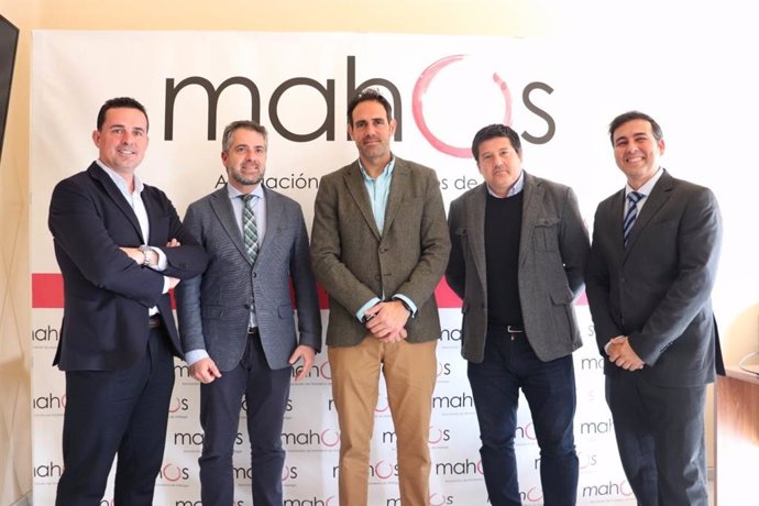 Reunión entre el PP de Málaga y representantes de Mahos