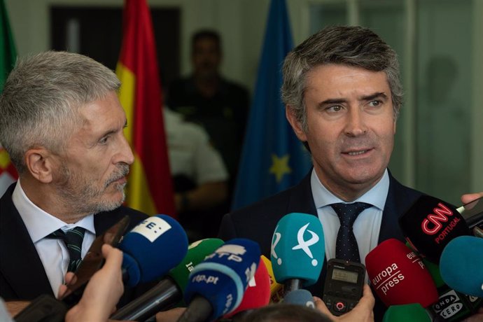 Los ministros del Interior de España y Portugal, Fernando Grande-Marlaska y José Luis Carneiro, respectivamente.