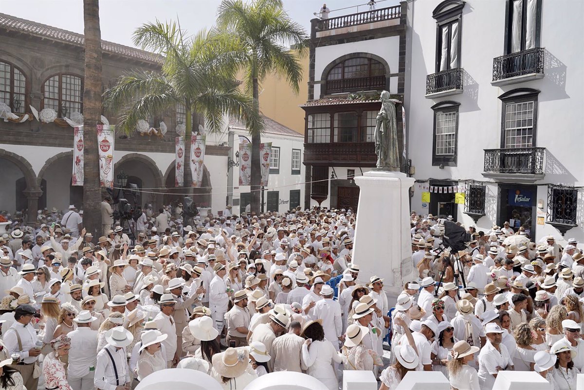 Carnival Los Indianos in Santa Cruz de La Palma 2024