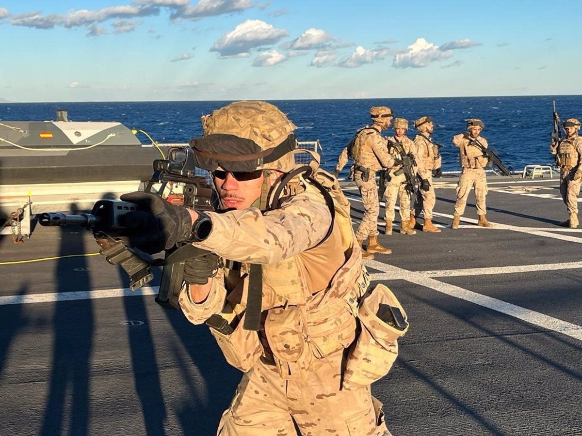 La NATO sta mostrando muscoli nel Mediterraneo in esercitazioni con portaerei statunitensi, spagnole e italiane