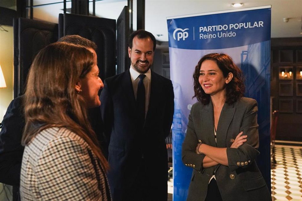 Almuerzo + intervención. Organizado por Club Financiero Español de Londres con el sector españoles residentes en Londres
