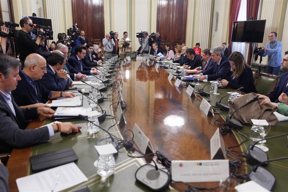 Vista del pleno del Observatorio de la Cadena Alimentaria, en la sede del Ministerio 
