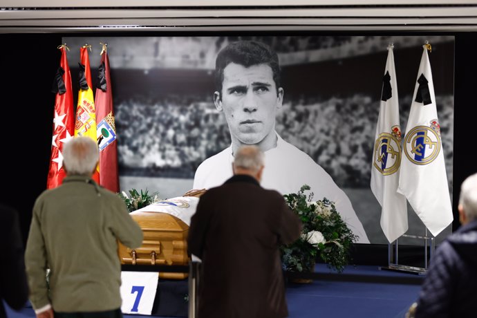 Fans of Real Madrid attend the funeral chapel of Amancio Amaro, ex football player of Real Madrid, at Santiago Bernabeu stadium on February 21, 2023, in Madrid, Spain.