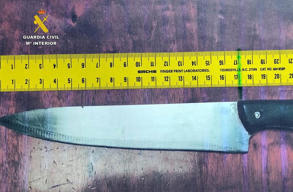 Cuchillo utilizado por un hombre para robar en establecimientos de Laredo