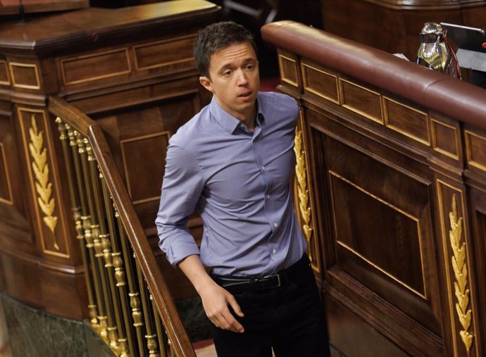 El líder de Más País, Iñigo Errejón, durante una sesión plenaria, a 9 de febrero de 2023, en Madrid (España). Durante el pleno, el Gobierno encara las primeras votaciones del año en el Congreso con sus dos socios enfrentados por la Ley de Libertad Sexua