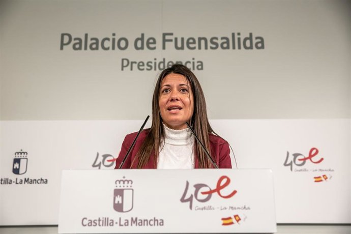 La consejera de Bienestar Social, Bárbara García Torijano, comparece en rueda de prensa para informar sobre los acuerdos del Consejo de Gobierno relacionados con su departamento