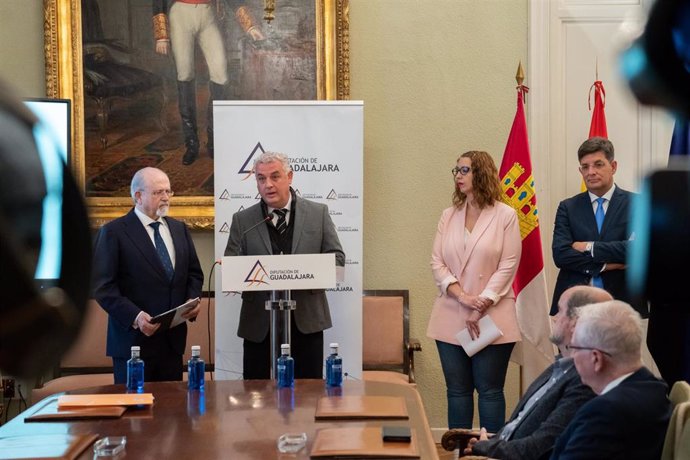 La Diputación da la bienvenida a la Academia de Ciencias Sociales y Humanidades de Castilla-La Mancha.