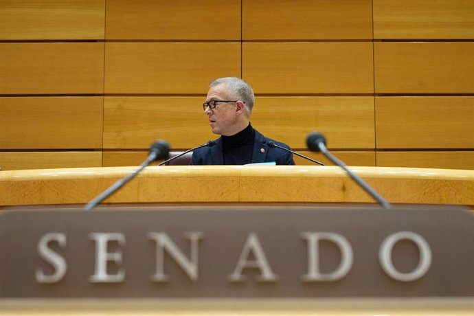 El presidente del Senado, Ander Gil, durante una sesión plenaria en el Senado, a 9 de febrero de 2023, en Madrid (España). 