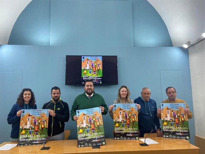 Presentación de la prueba de las 100 Millas Sierras del Bandolero, que contará con 1.600 corredores, récord de participación