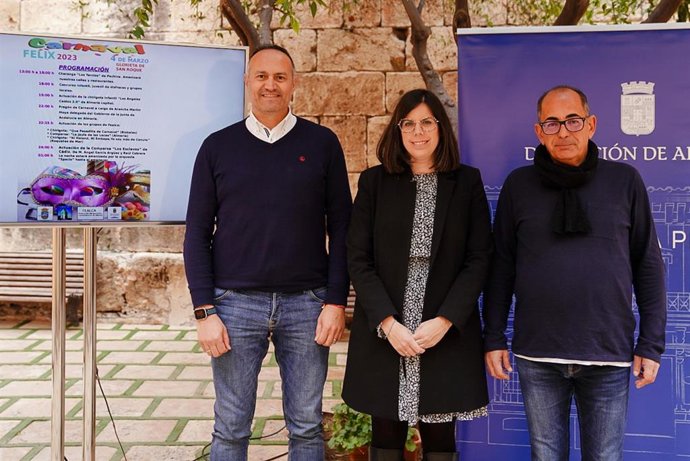 Presentación de la fiesta grande del carnaval de Felix (Almería).