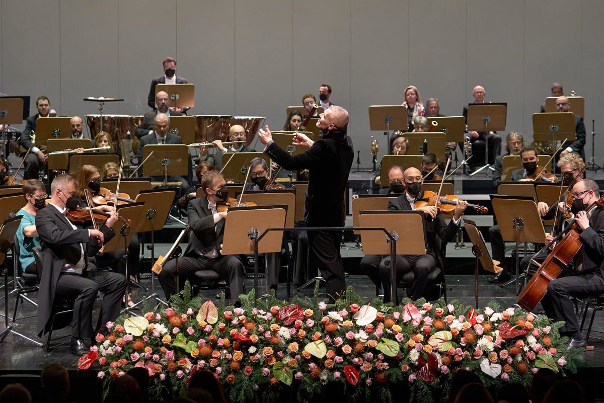 Conrado Moya interpreta en Sevilla junto a la ROSS el 'Concierto