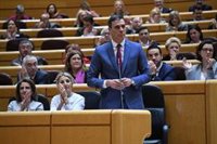 Sánchez presume de su inversión en trenes y dice que con Rajoy fue "cero euros" tras la polémica en Asturias y Cantabria