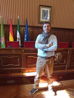 Ildefonso Ruiz en el salón de plenos de la Diputación de Jaén