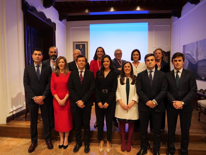 Los siete nuevos notarios de Andalucía toman posesión.