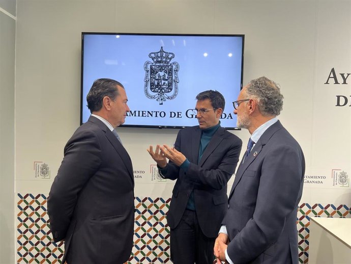 Presentación de un estudio del Ayuntamiento de Granada y Mercasa por la calidad del aire