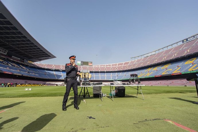 Imatge de la presentació del sistema Kuppel al Camp Nou