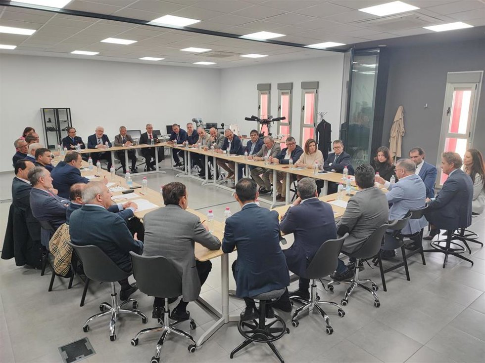 Encuentro del Puerto de Motril con representantes de Linares y Andújar