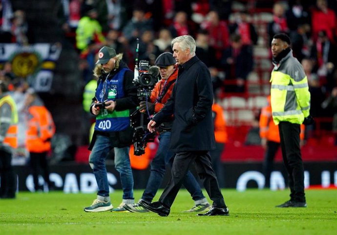 Carlo Ancelotti durante el Liverpool-Real Madrid de la Liga de Campeones 2022-2023