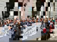 Cargos del PP Madrid se concentrarán este miércoles frente al Ministerio de Transportes para exigir mejoras en Cercanías