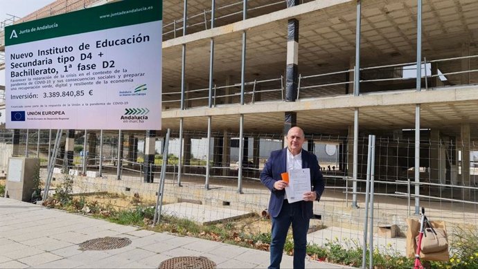 El portavoz del grupo municipal de Ciudadanos en el Ayuntamiento de Dos Hermanas, Javier Cabezas.