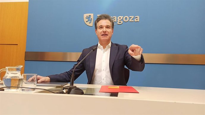 El consejero municipal de Urbanismo, Víctor Serrano