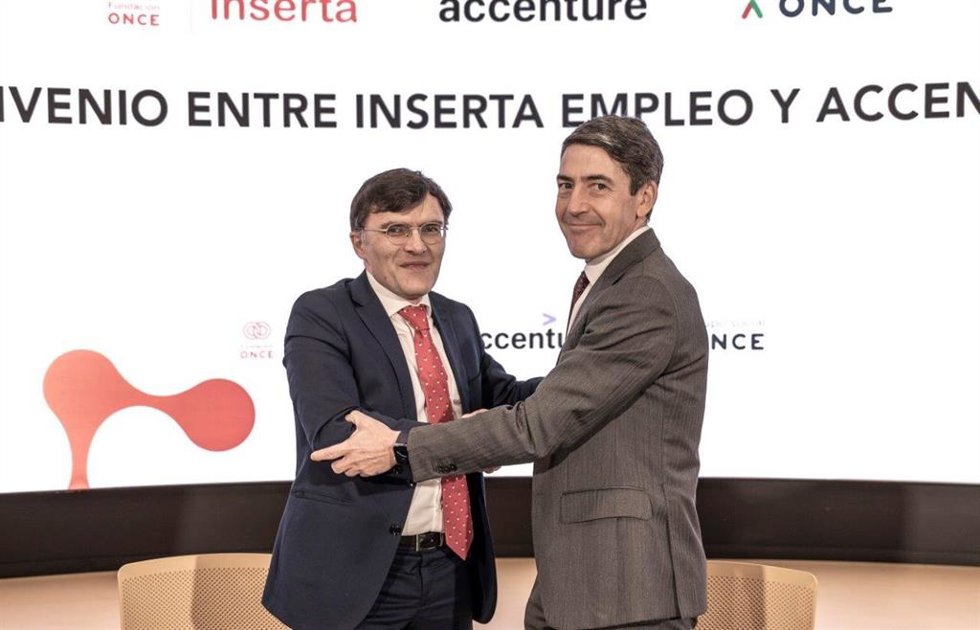 Fundación ONCE y Accenture renuevan su compromiso con el empleo de las personas con discapacidad