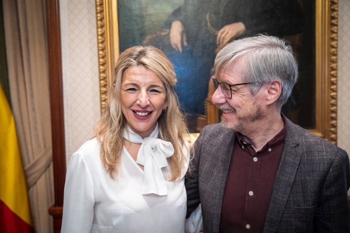 La vicepresidenta segunda, Yolanda Díaz, se reúne con el presidente del Partido de la Izquierda Europea, Walter Baier.